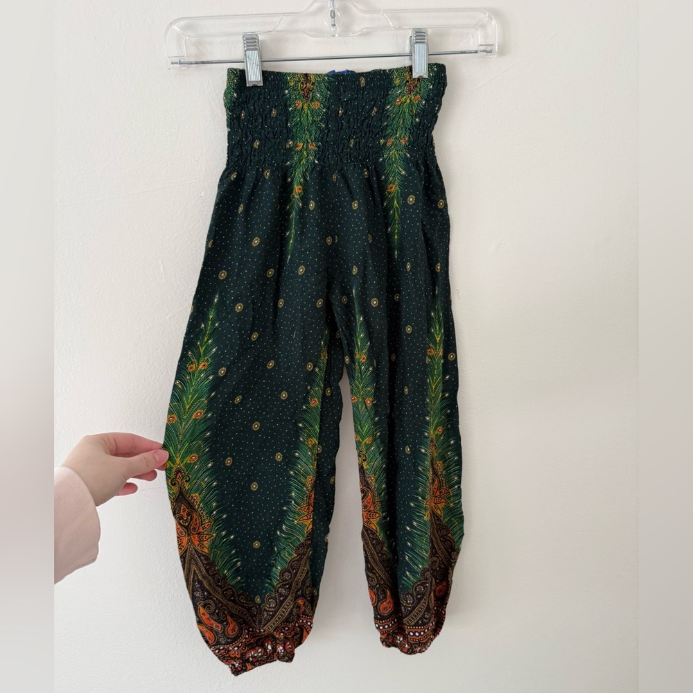 Girls Size 5 Boho Printed Harem Pants Smocked Paisley Peacock Mexicali Blues - Picture 6 of 12